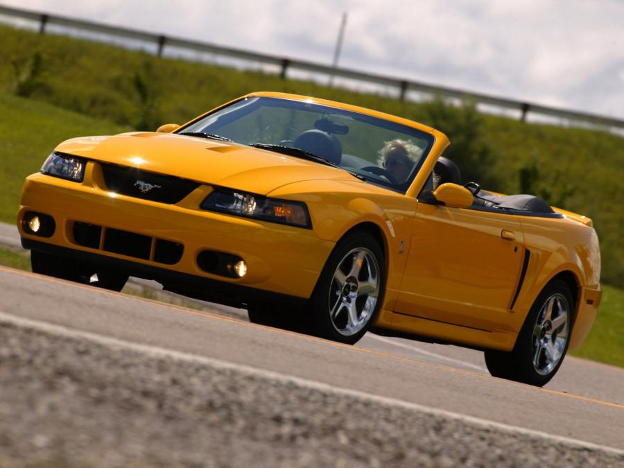  Ford Mustang SVT Cobra Convertible 2002 года  (фото 91 из 103)